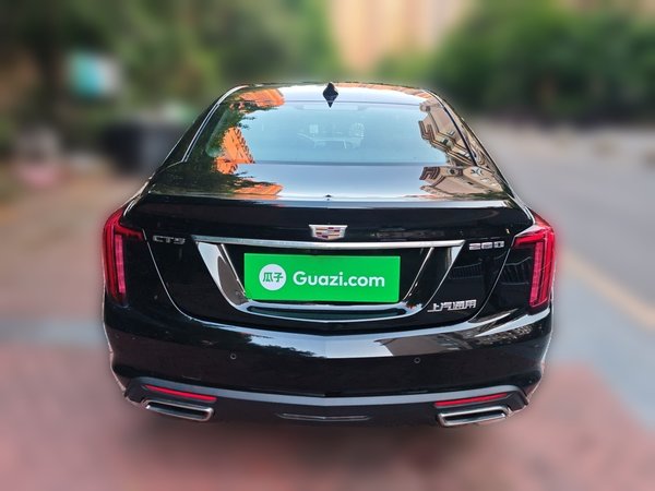 Cadillac CT5 2022, 33100 км, за 20417 USD