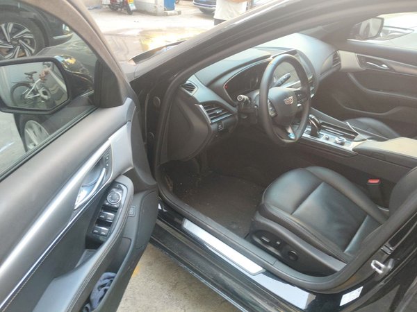 Cadillac CT5 2022, 45300 км, за 20198 USD - фото 17