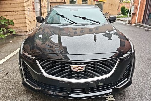 Cadillac CT5 2022, 46700 км, за 21412 USD