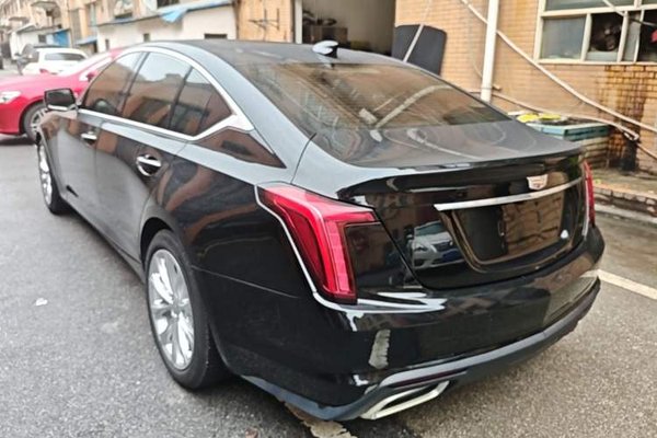 Cadillac CT5 2022, 46700 км, за 21412 USD