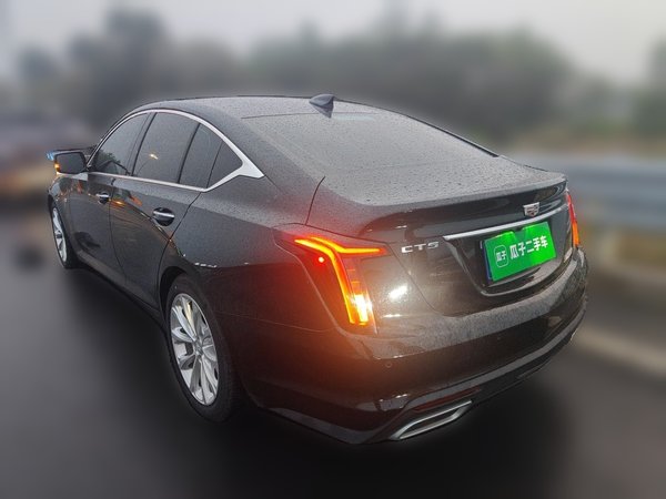 Cadillac CT5 2022, 66800 км, за 21090 USD