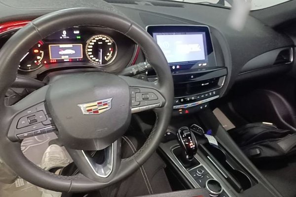Cadillac CT5 2022, 73100 км, за 20037 USD - фото 17
