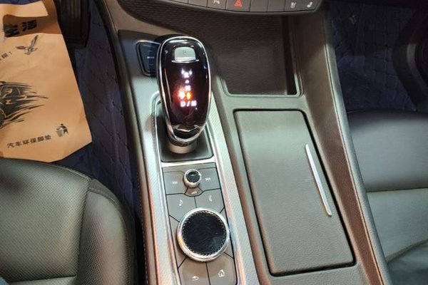 Cadillac CT5 2022, 56400 км, за 21488 USD - фото 12