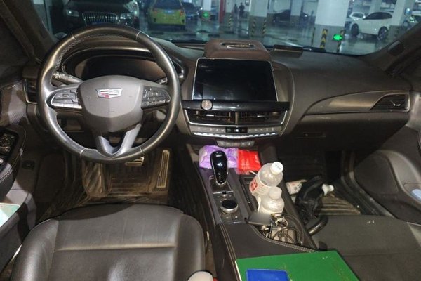 Cadillac CT5 2022, 72700 км, за 19187 USD - фото 9