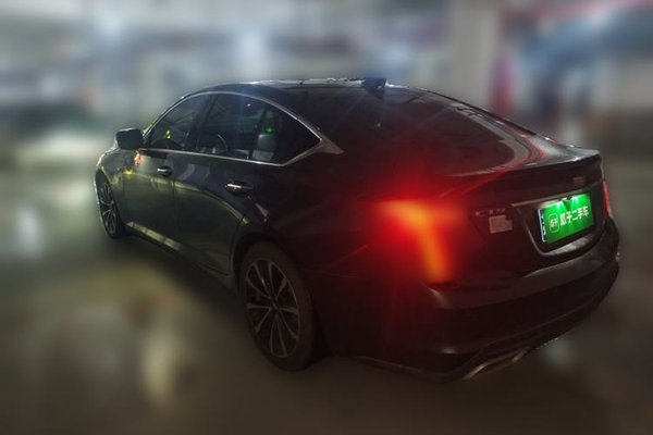 Cadillac CT5 2022, 72700 км, за 19187 USD