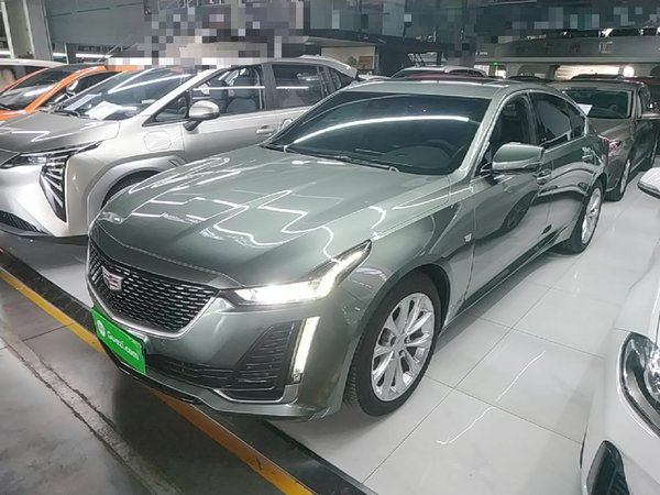 Cadillac CT5 · 2022 год