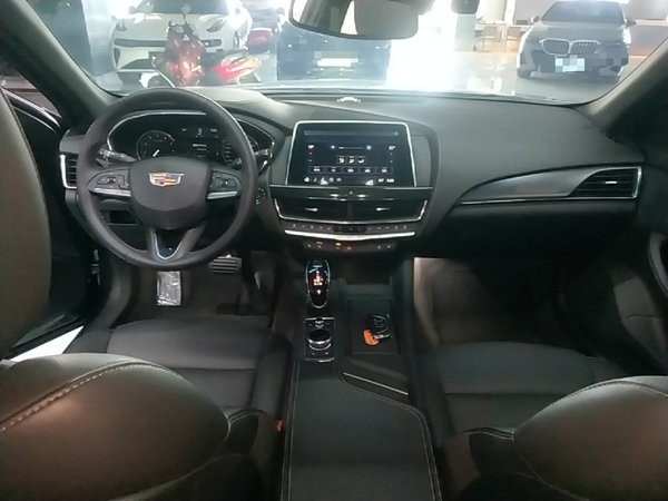 Cadillac CT5 2022, 31400 км, за 22445 USD - фото 13