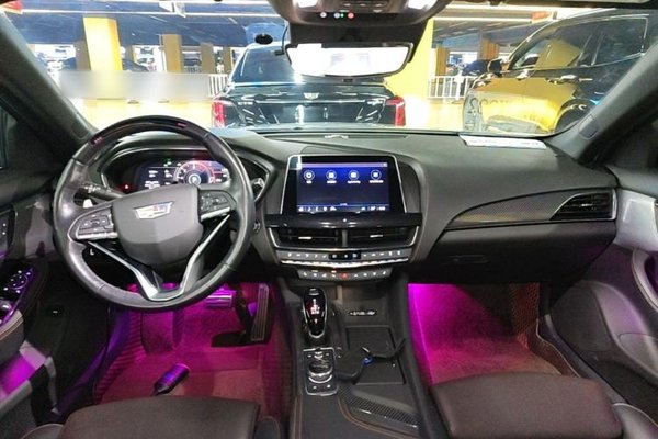 Cadillac CT5 2022, 56700 км, за 26352 USD - фото 18