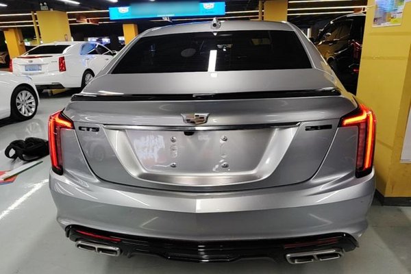 Cadillac CT5 2022, 56700 км, за 26352 USD