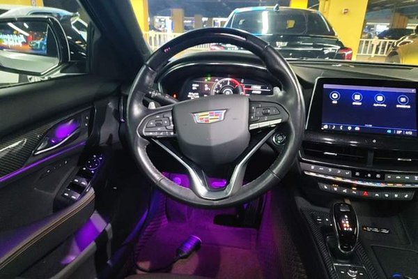 Cadillac CT5 2022, 56700 км, за 26352 USD - фото 19