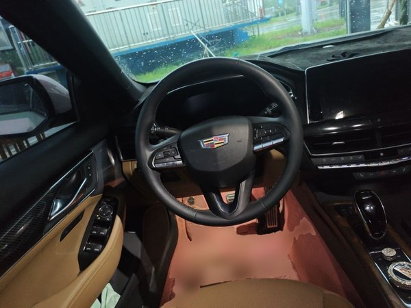 Cadillac CT5 2023, 93600 км, за 19350 USD - фото 11