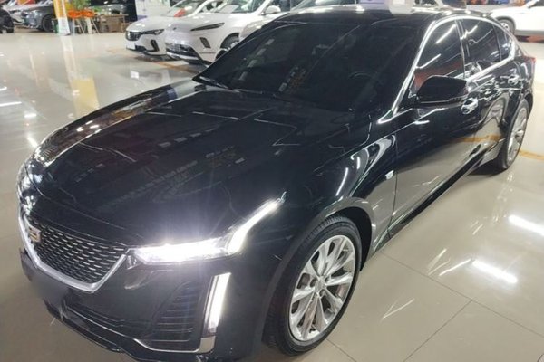 Cadillac CT5 · 2023 год