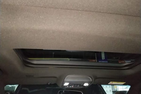 Cadillac CT5 2023, 42300 км, за 24164 USD - фото 21