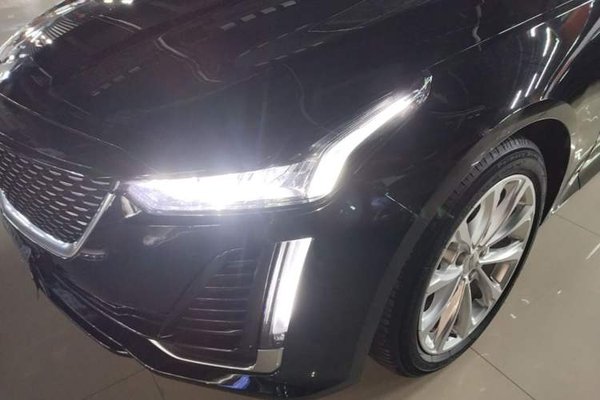Cadillac CT5 2023, 42300 км, за 24164 USD - фото 8