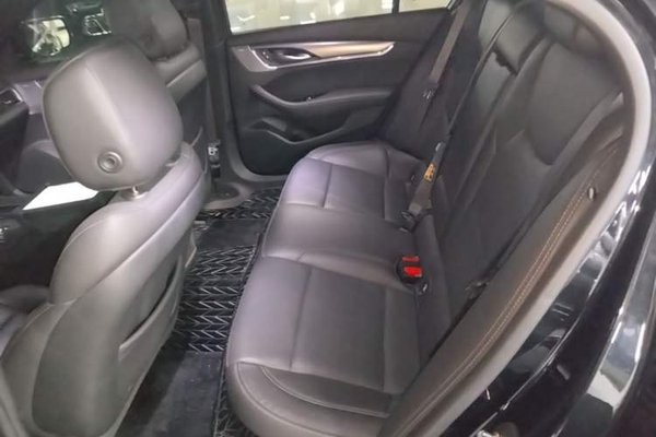 Cadillac CT5 2023, 42300 км, за 24164 USD - фото 20