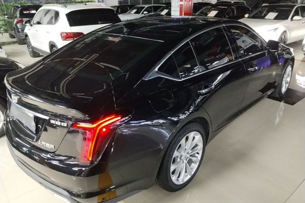 Cadillac CT5 2023, 42300 км, за 24164 USD - фото 6