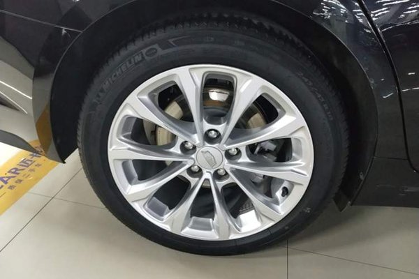 Cadillac CT5 2023, 42300 км, за 24164 USD - фото 11
