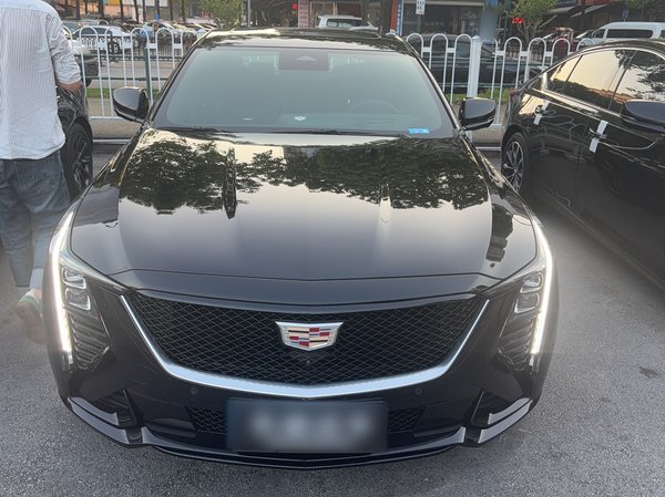 Cadillac CT5 2024, 12900 км, за 32138 USD
