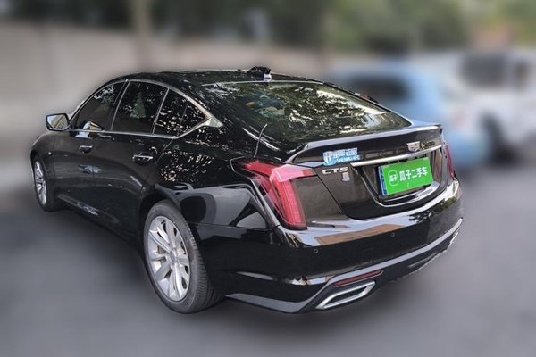 Cadillac CT5 2024, 13000 км, за 25235 USD