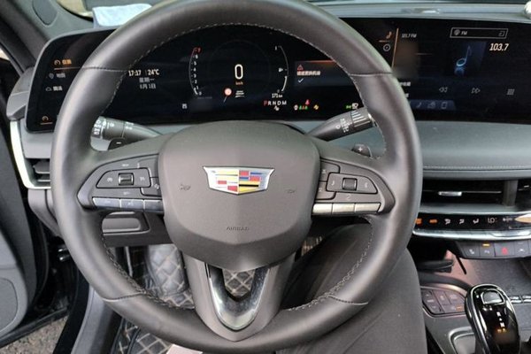 Cadillac CT5 2024, 13000 км, за 25235 USD - фото 10