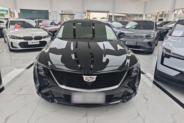 Cadillac CT5 2024, 25099 км, за 29896 USD