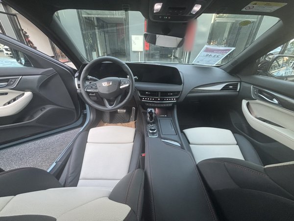 Cadillac CT5 2025, 11000 км, за 35846 USD - фото 9
