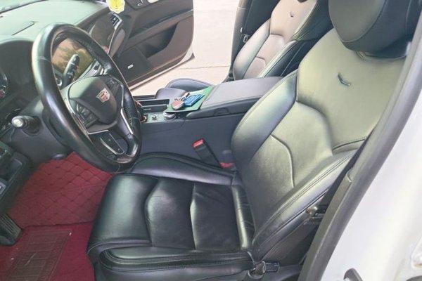Cadillac CT6 2019, 141000 км, за 14431 USD - фото 15