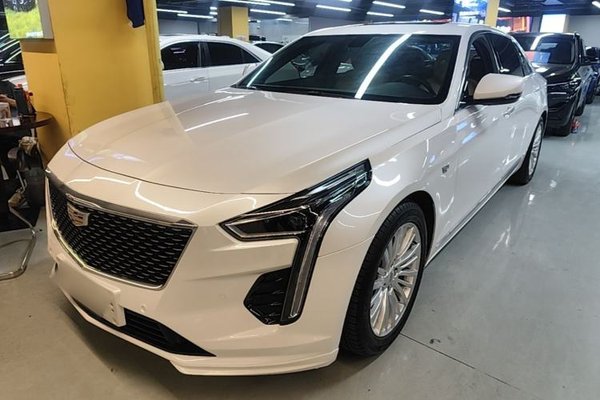 Cadillac CT6 · 2019 год