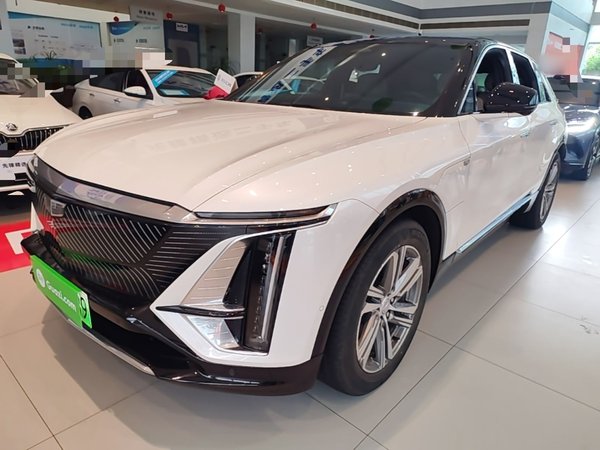 Cadillac LYRIQ · 2022 год