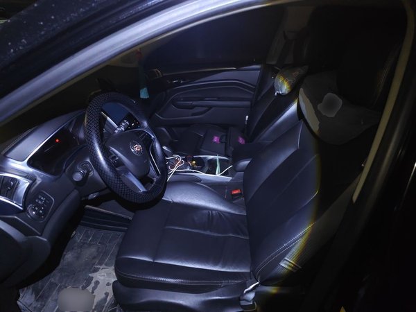 Cadillac SRX 2015, 176000 км, за 4897 USD - фото 16