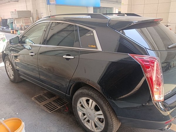 Cadillac SRX 2015, 89800 км, за 7780 USD