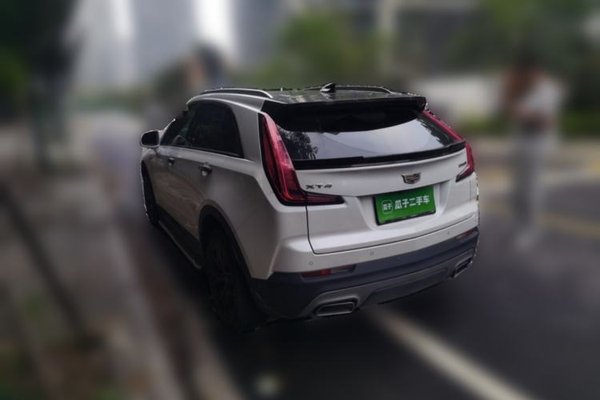 Cadillac XT4 2018, 163000 км, за 9274 USD