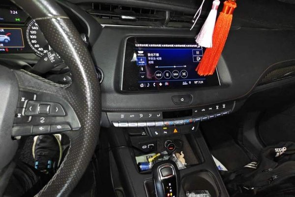 Cadillac XT4 2018, 75000 км, за 12889 USD - фото 10