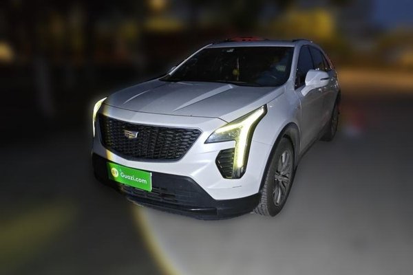 Cadillac XT4 · 2018 год