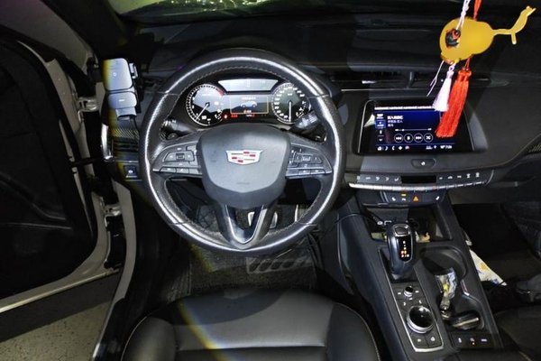 Cadillac XT4 2018, 75000 км, за 12889 USD - фото 7
