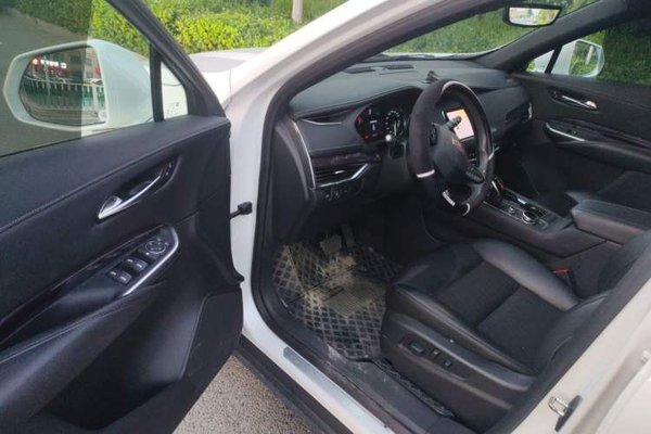 Cadillac XT4 2020, 42900 км, за 14079 USD - фото 17