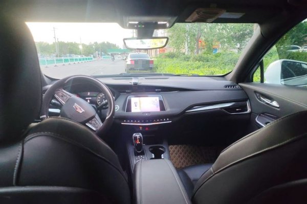 Cadillac XT4 2020, 42900 км, за 14079 USD - фото 19