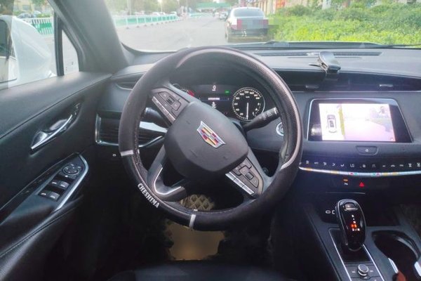 Cadillac XT4 2020, 42900 км, за 14079 USD - фото 11