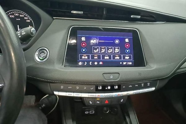 Cadillac XT4 2021, 36600 км, за 17029 USD - фото 16