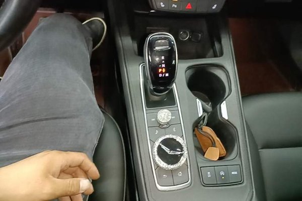 Cadillac XT4 2021, 36600 км, за 17029 USD - фото 17