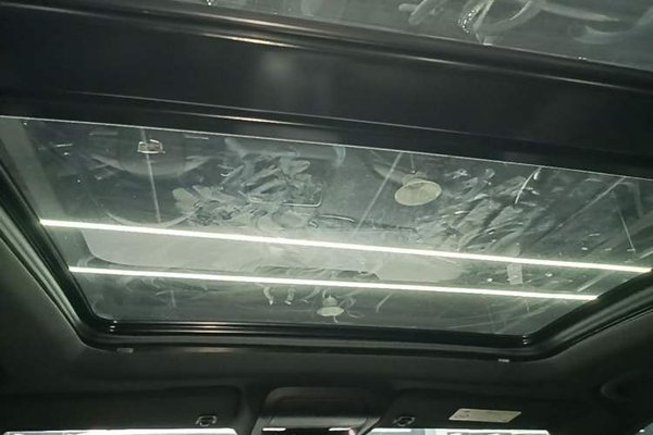 Cadillac XT4 2021, 36600 км, за 17029 USD - фото 21