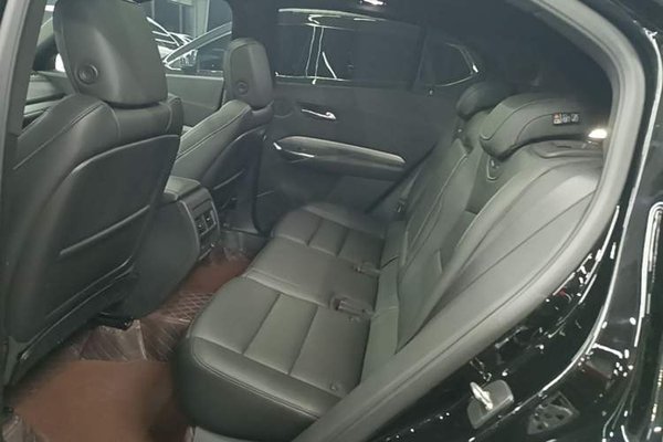 Cadillac XT4 2021, 36600 км, за 17029 USD - фото 20