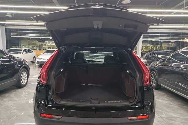 Cadillac XT4 2021, 36600 км, за 17029 USD - фото 22