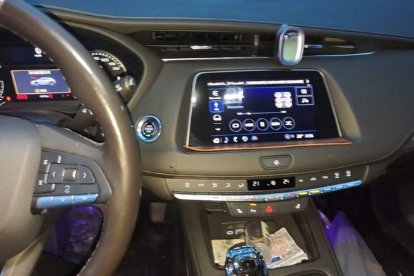 Cadillac XT4 2021, 49100 км, за 15955 USD - фото 14