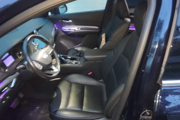 Cadillac XT4 2021, 49100 км, за 15955 USD - фото 16
