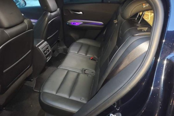 Cadillac XT4 2021, 49100 км, за 15955 USD - фото 18