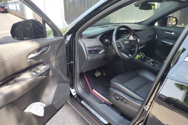 Cadillac XT4 2022, 68300 км, за 16091 USD - фото 15