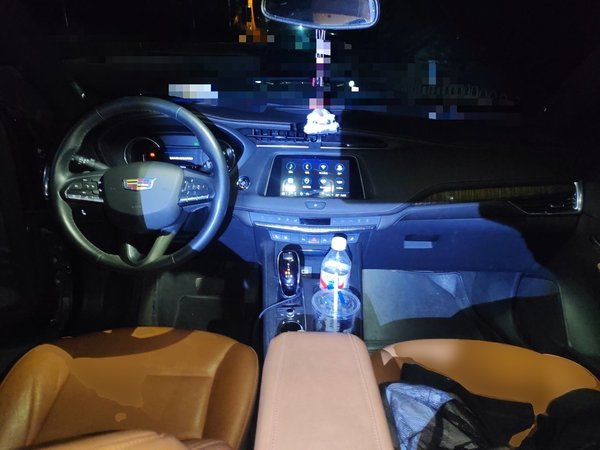 Cadillac XT4 2022, 42000 км, за 17355 USD - фото 10