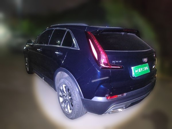 Cadillac XT4 2022, 42000 км, за 17355 USD