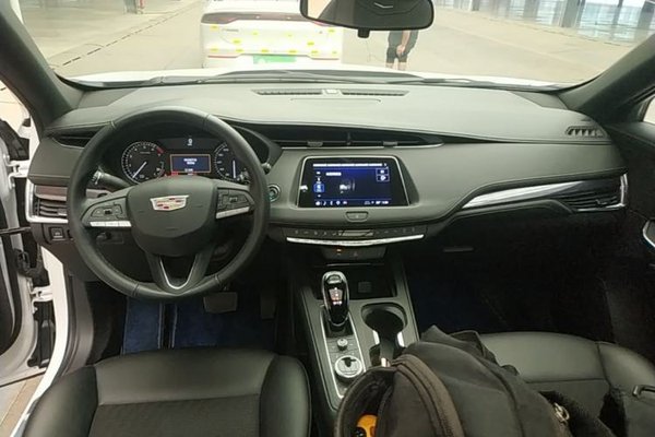 Cadillac XT4 2022, 45599 км, за 16993 USD - фото 13